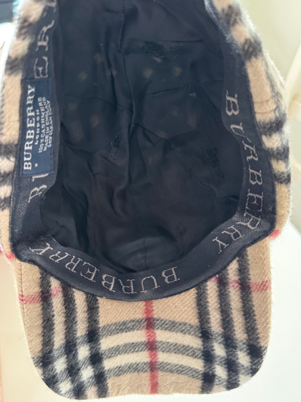 Burberry London 100% Cashmere Beige Plaid Cap with Black and Red Checks - Picture 14 of 15